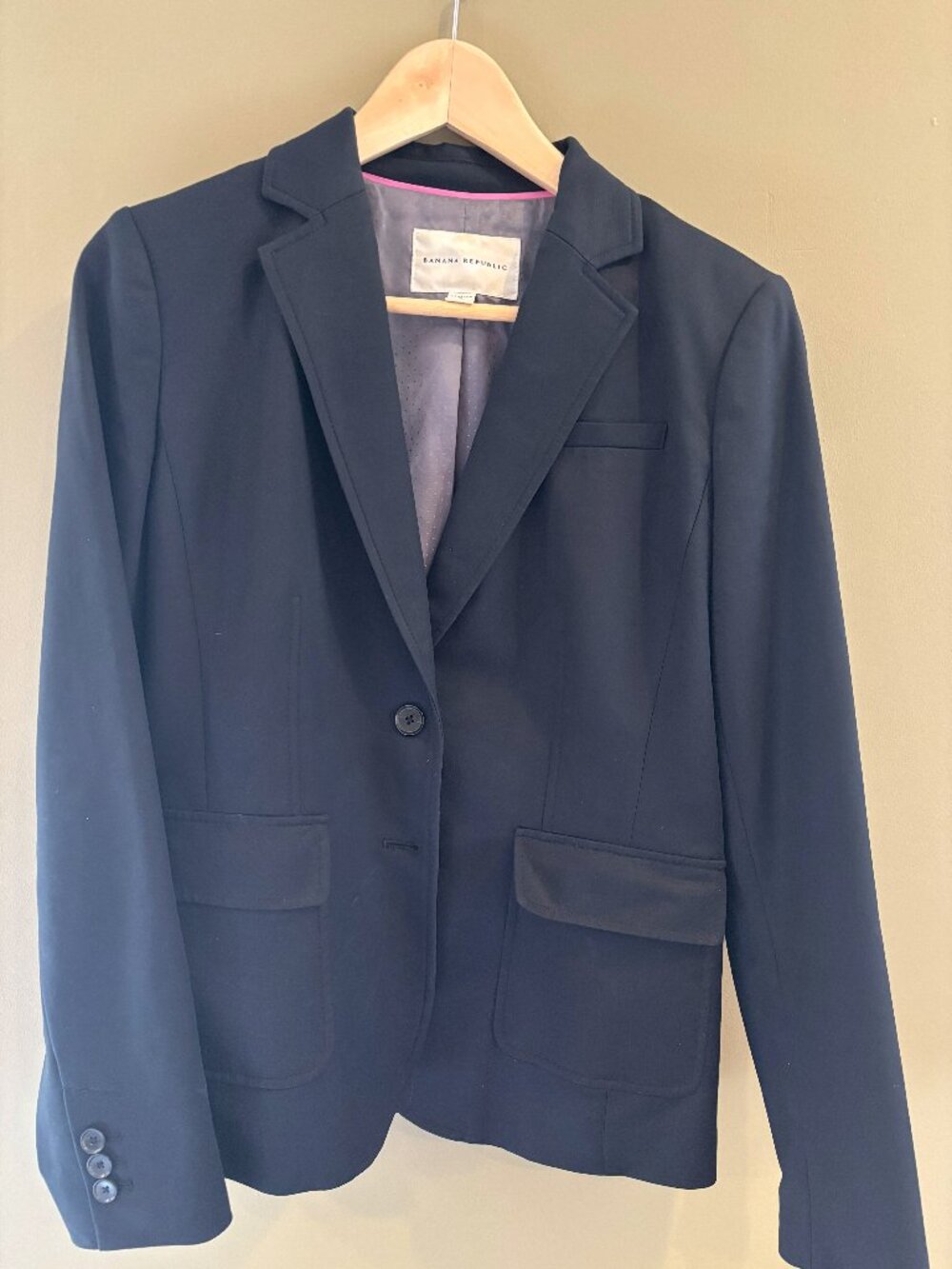 Banana Republic Navy Blue Two-Button Lined Blazer / Suit Jacket - 6